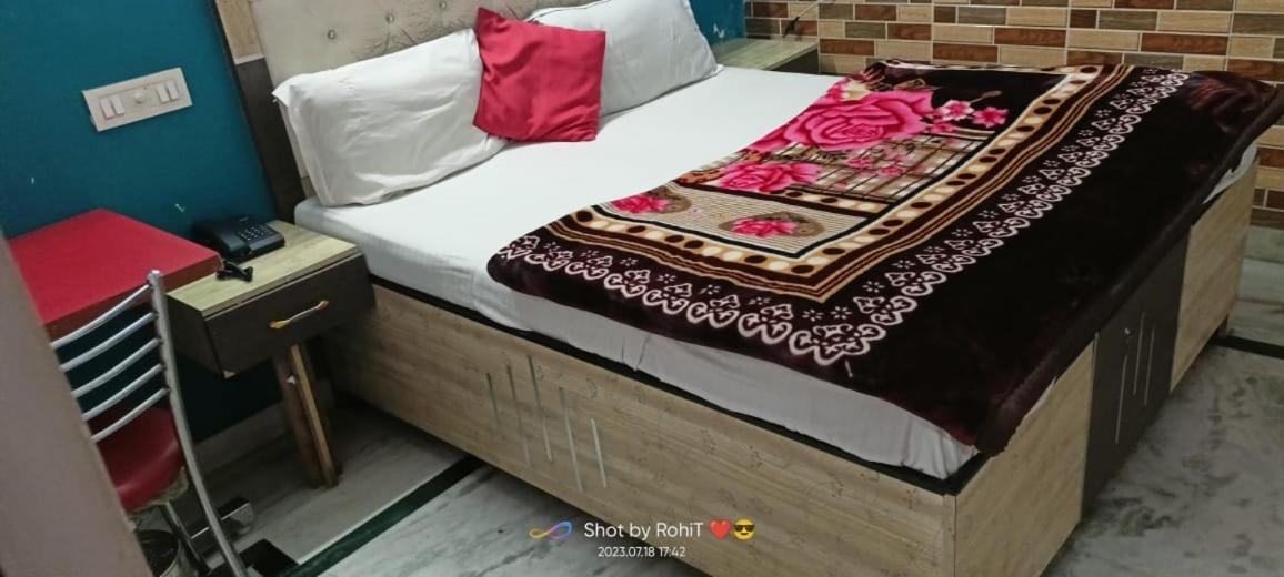Hotel New Apple Rose Chandigarh Near Railway Station Dariya Uco Bank Ke Pass Exterior foto